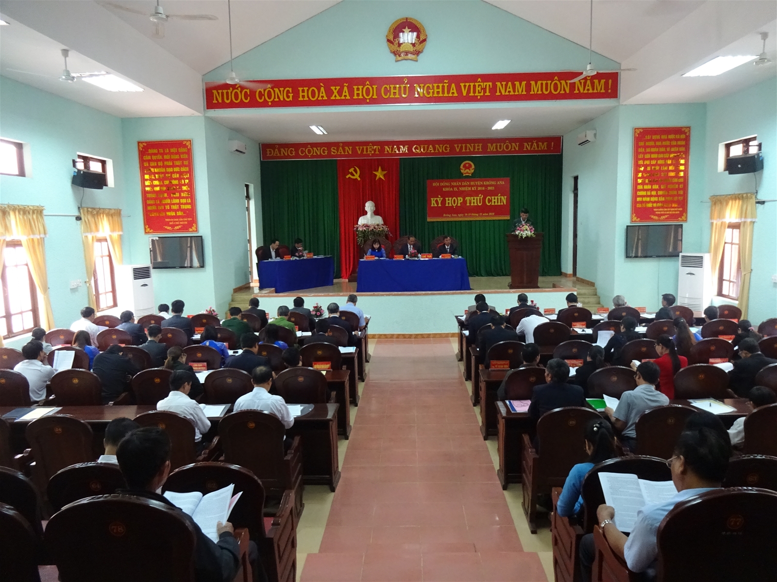 Kỳ họp thứ Chín HĐND huyện Krông Ana khóa IX, nhiệm kỳ 2016-2021