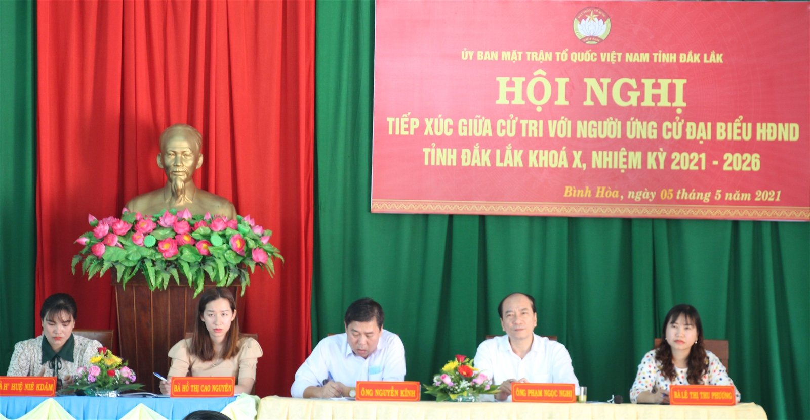 Hội nghị Tiếp xúc giữa cử tri huyện Krông Ana với người ứng cử đại biểu HĐND tỉnh khóa X, nhiệm kỳ 2021 - 2026