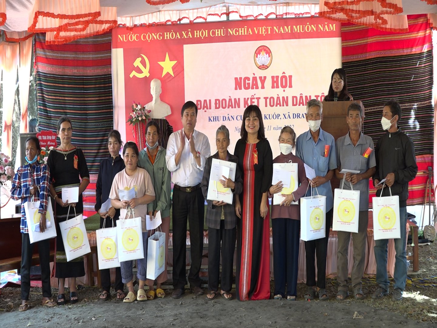 Ngày hội Đại đoàn kết toàn dân tộc tại xã Dray Sáp